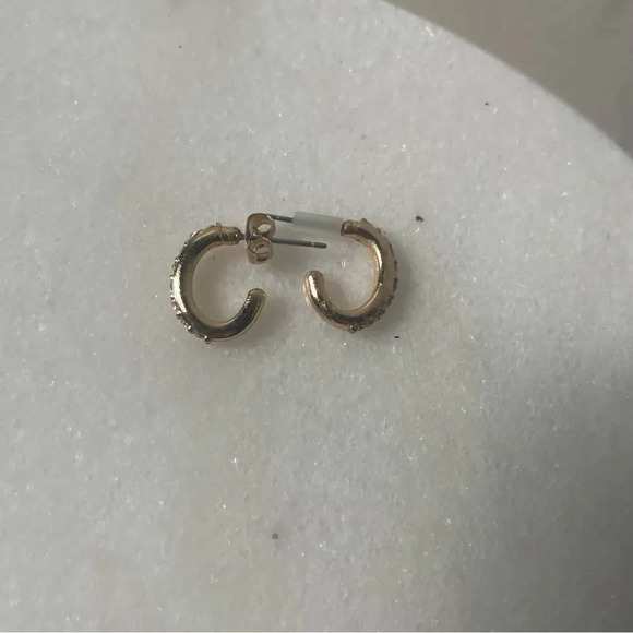 ✨Free add-on ✨ Lot ‎ of 2 faux silver & gold hoop earrings - Picture 5 of 6